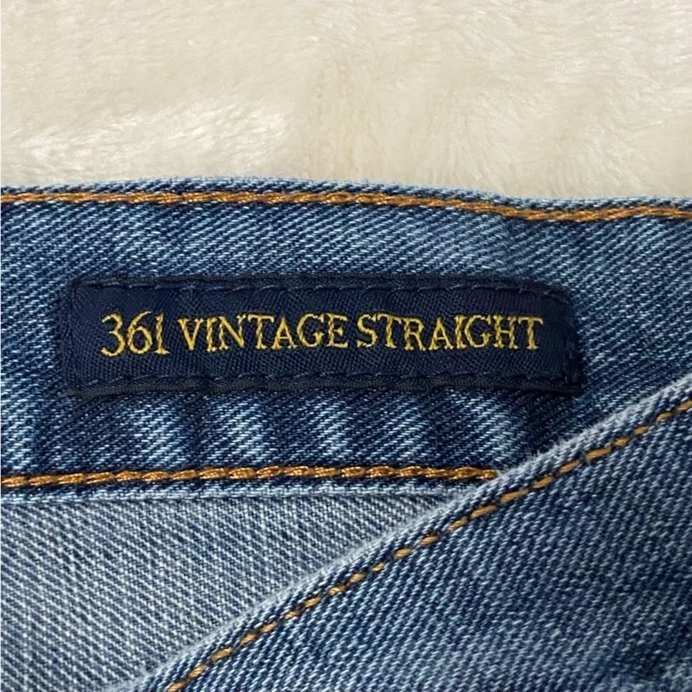 LUCKY BRAND / Men's 361 Vintage Straight Leg Jeans Medium Washed Size 34x30